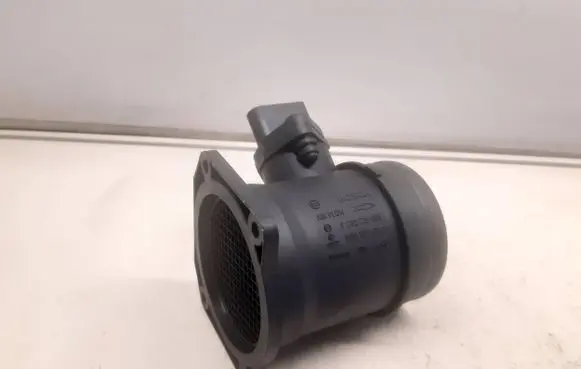 Audi A4 S4 B7 8E 8H Mass air flow meter 06B133471A 0280218058