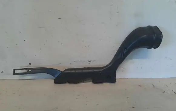 Ford Focus C-MAX Intake resonator 3M51-18C299AG