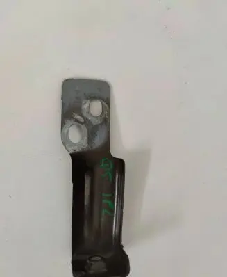 Audi Q5 SQ5 Fender mounting bracket 80A321433A