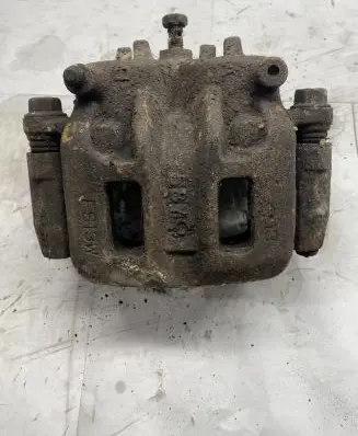 Mitsubishi Grandis Front brake caliper