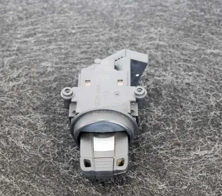 BMW 5 E60 E61 Ignition lock 6954722