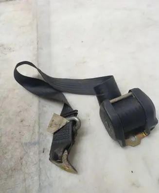 Mercedes-Benz W123 Rear seatbelt 1238680222