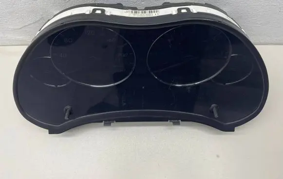 Toyota Avensis T250 Speedometer (instrument cluster) mb2574300150