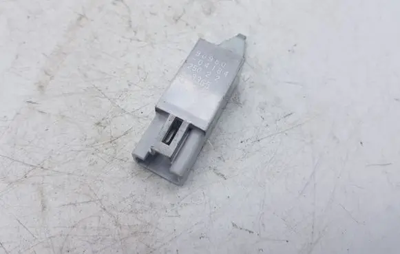 Lexus IS 220D-250-350 Other relay 9098004184