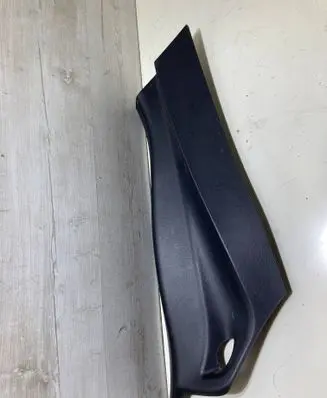 BMW X1 F48 F49 (C) pillar trim 7326836