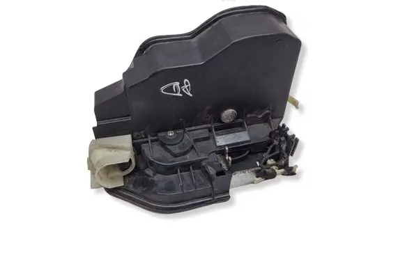 BMW 3 F30 F35 F31 Front door lock 7202150