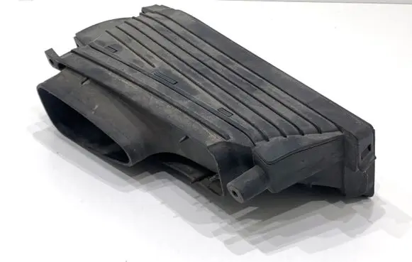 Audi A8 S8 D4 4H Air intake hose/pipe 4H0129627P