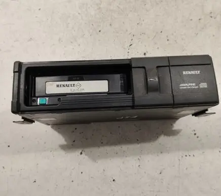 Renault Espace - Grand espace IV CD/DVD changer 8200207100