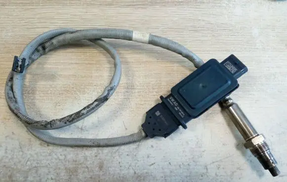 Volkswagen Tiguan Lambda probe sensor 05L907807R NE69805
