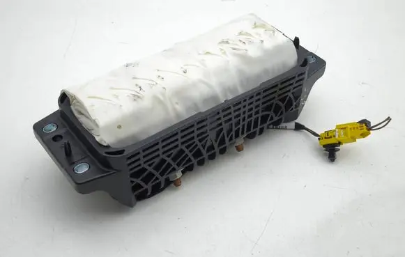 Passenger airbag