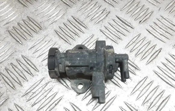 Peugeot 607 Turbo solenoid valve 9635704380