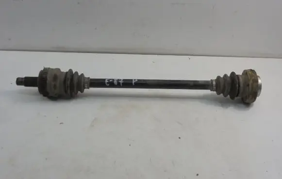 BMW 1 E81 E87 Drive shaft (set) 7523960