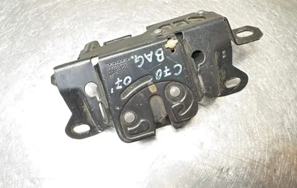 Volvo C70 Tailgate/trunk/boot lock/catch/latch 30753955