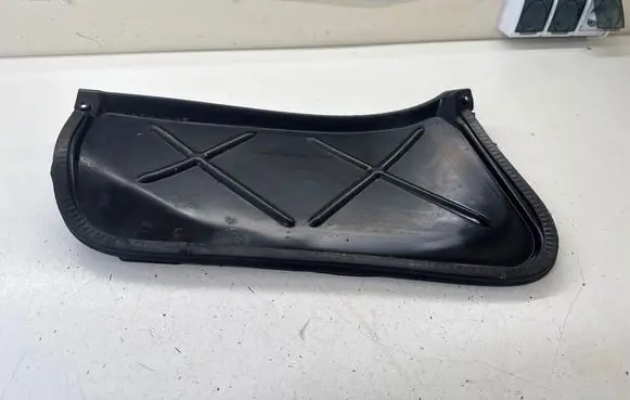 Volkswagen Transporter - Caravelle T5 Other engine bay part 7H0805207A DX51DJZ