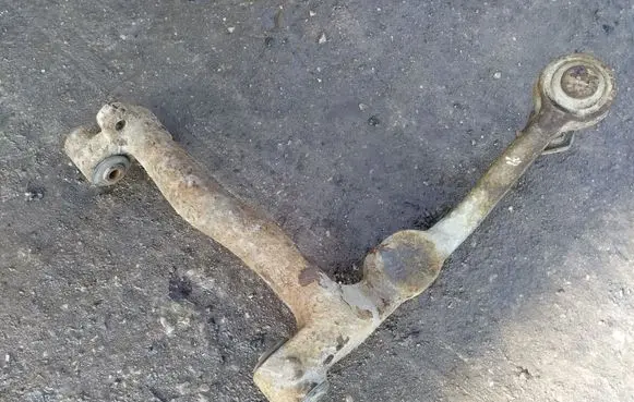 Volkswagen Transporter - Caravelle T4 Front lower control arm/wishbone