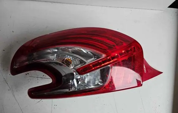 Peugeot 208 Rear/tail lights 9672628280 79998D