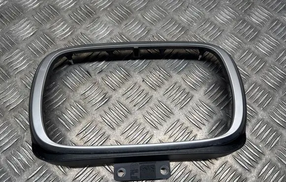Fiat 500X Radio/GPS head unit trim 735577224