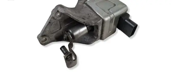 BMW 3 E90 E91 Turbine electric control actuator 13519651