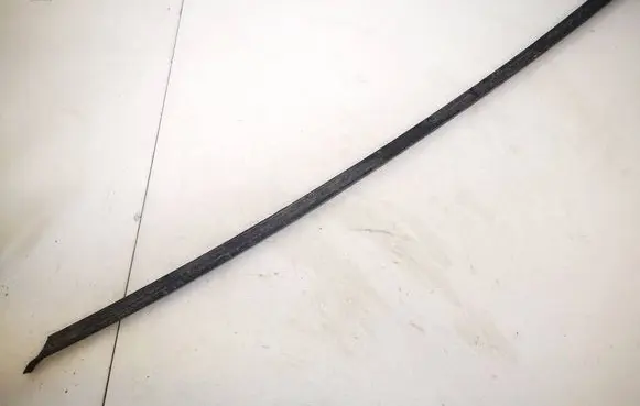 Volkswagen PASSAT B5 Windshield trim 3B0854327