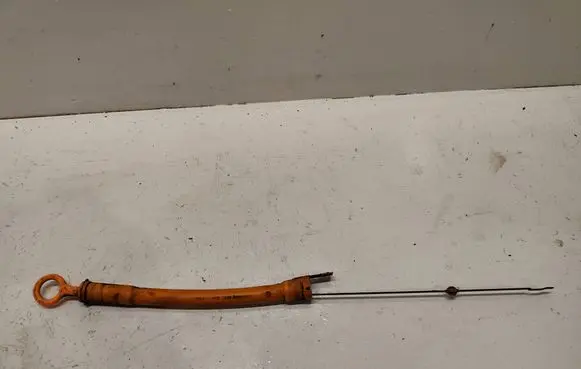 Oil level dip stick