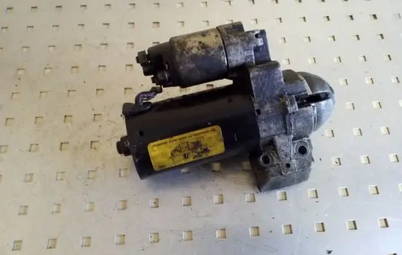 BMW 5 F10 F11 Starter motor 1241850665702 001148010