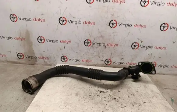 Nissan Pulsar Intercooler hose/pipe 104954A