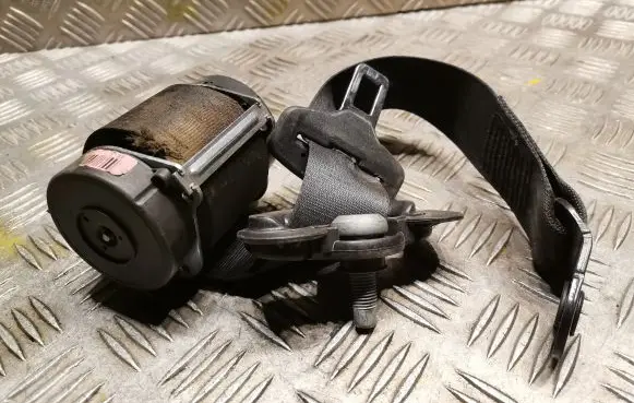Mini One - Cooper Coupe R56 Rear seatbelt 2751402