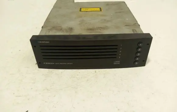 Peugeot 307 CD/DVD changer 7607769050 021538