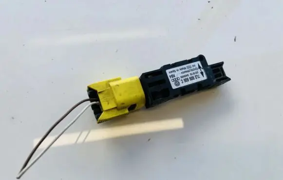 Porsche Cayenne (9PA) Airbag deployment crash/impact sensor 7l0909606c 0232L2M4AAE4