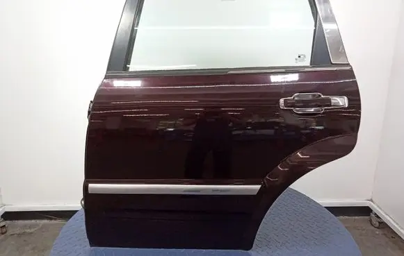 SsangYong Rexton Rear door