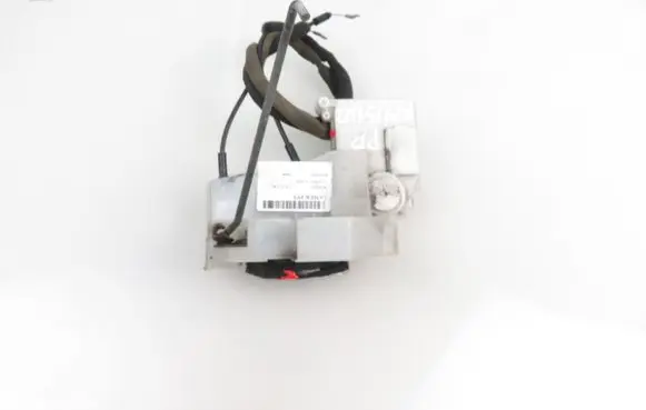 Mazda CX-9 Front door lock Y18TR2
