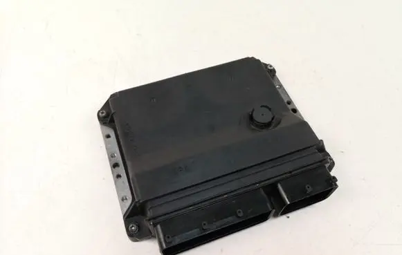 Toyota Auris 150 Engine control unit/module 8966102D91 MB1758009590