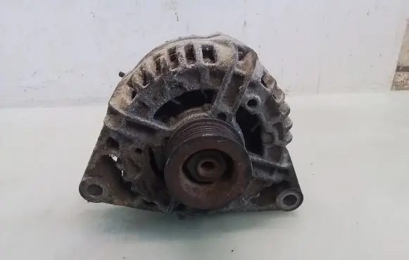Opel Zafira A Generator/alternator 0124415005