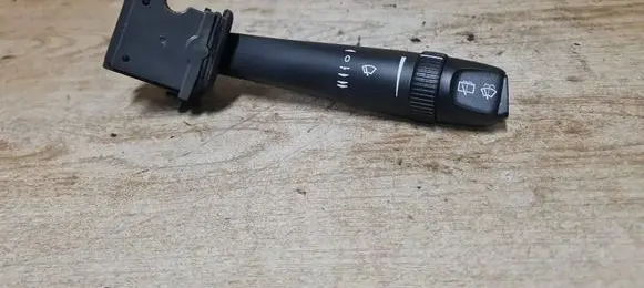 Volvo V70 Wiper control stalk 8691545