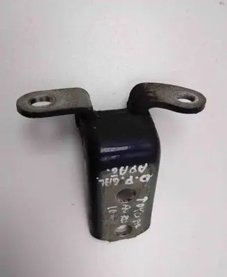 Toyota Auris 150 Rear door upper hinge