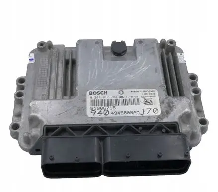 Alfa Romeo Giulietta Engine control unit/module 51906715