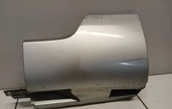Volkswagen PASSAT B7 Side skirt rear trim 