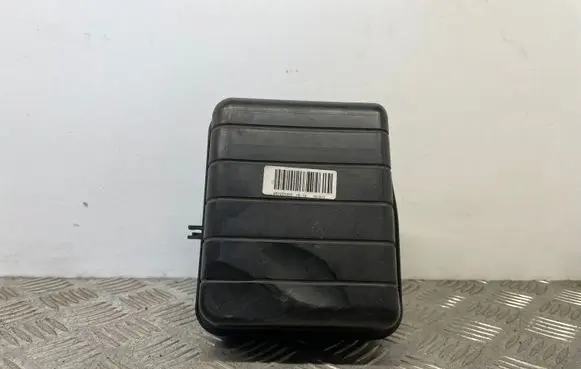 Intake resonator