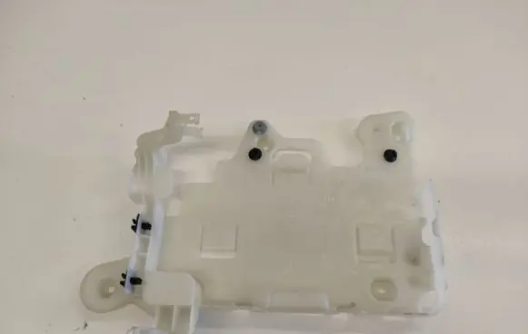 BMW 5 G30 G31 Other engine bay part 58650910 9331163 111209