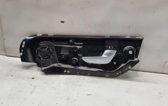 Volvo S60 Front door interior handle 8693727