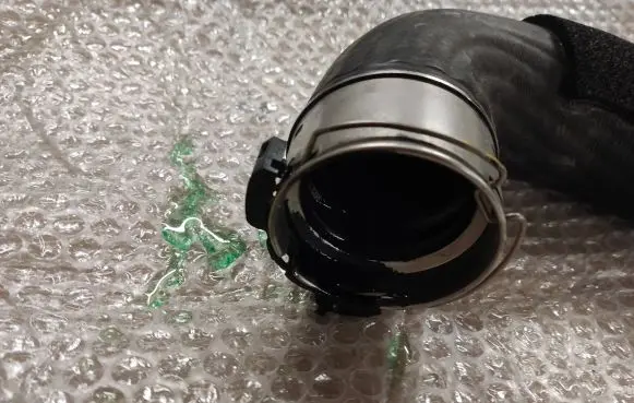 Hyundai Tucson TL Intercooler hose/pipe 28256-2u201 2U201