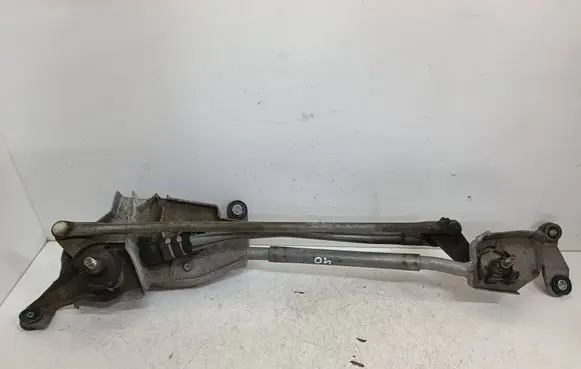 Front wiper linkage and motor
