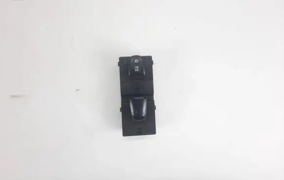 Nissan Juke I F15 Electric window control switch 254111KA5A