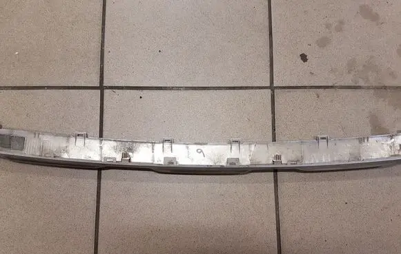 KIA Xceed Front bumper upper radiator grill 86577J7CA0