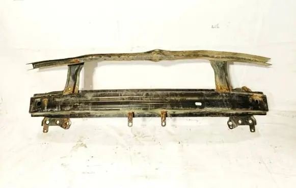 Volkswagen PASSAT B6 Front bumper cross member