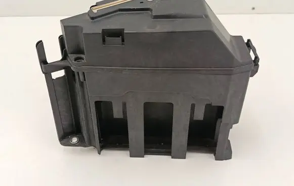 BMW 2 F46 Engine control unit holder 8581370 8581751 58650910