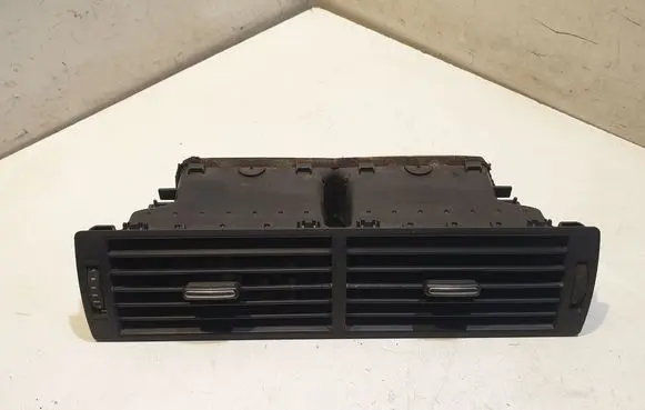 Audi A4 S4 B6 8E 8H Dash center air vent grill 8E0820951G 438201