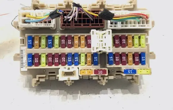 Nissan X-Trail T32 Fuse box set