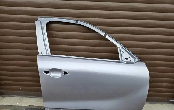 Opel Mokka B Front door 
