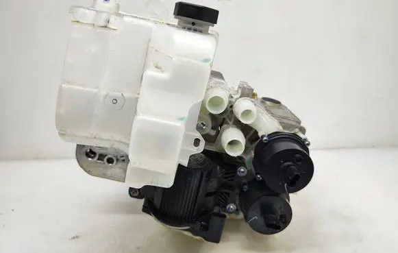 Tesla Model Y Other devices 152300200B 1547595A2F 154990200C